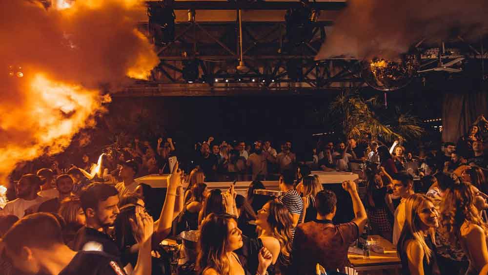 Splav Lasta za najbolji provod na reci