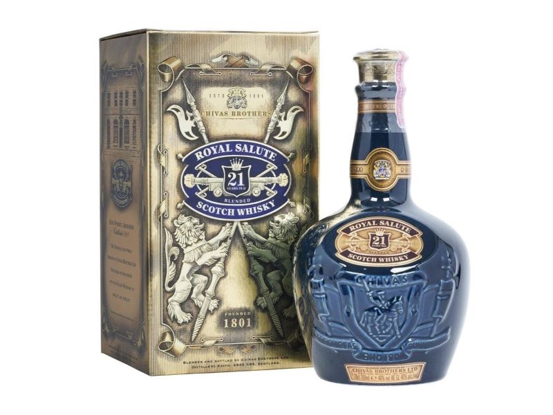 Foresta Belville viski bar nudi kraljevski doživljaj u čaši - Chivas Royal Salute