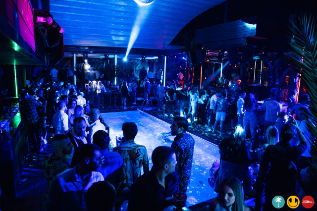 Splav Hot Mess - RnB i house ritam na Novom Beogradu