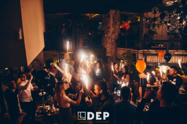 Urbani doček Nove godine u Dep baru