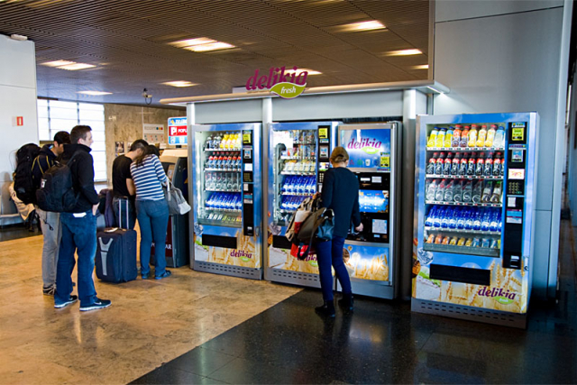 Samousluzni aparati za kafu