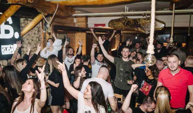 Doček Nove godine 2025 kafane - Muzika, tamburaši i provod za pamćenje