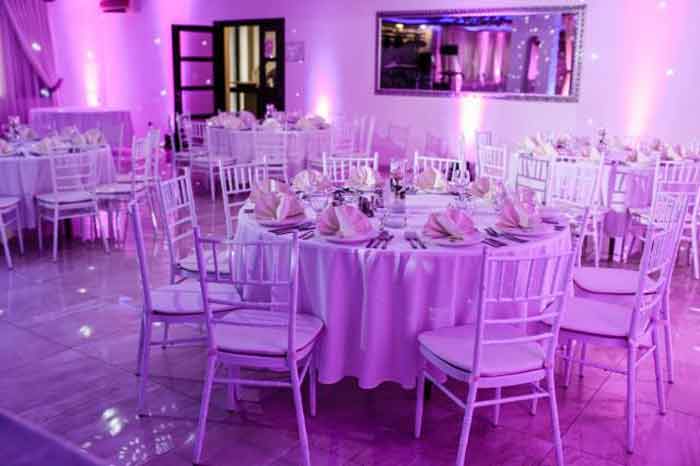 Novogodisnja noc u restoranu