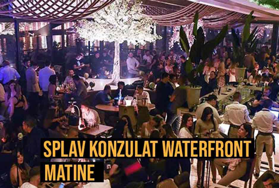 Splav Konzulat Matine docek Nove godine