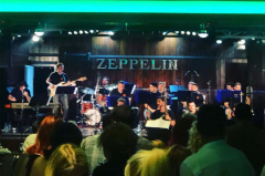 cafe restoran zeppelin docek nove godine