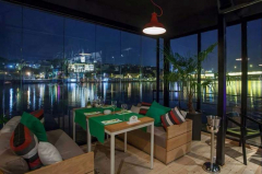 splav tag gastropub docek nove godine