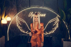 klub up n down docek nove godine