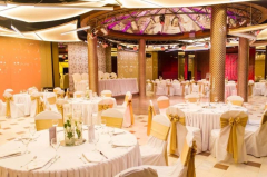 restoran city hall docek nove godine