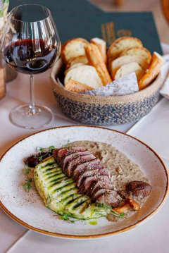 tradicija nacionalni restoran docek nove godine